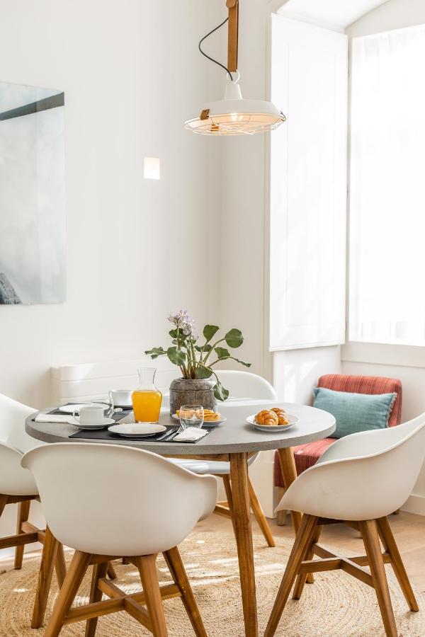Chic Tailor Made Flat In Chiado Apartment Lisbon Exterior photo